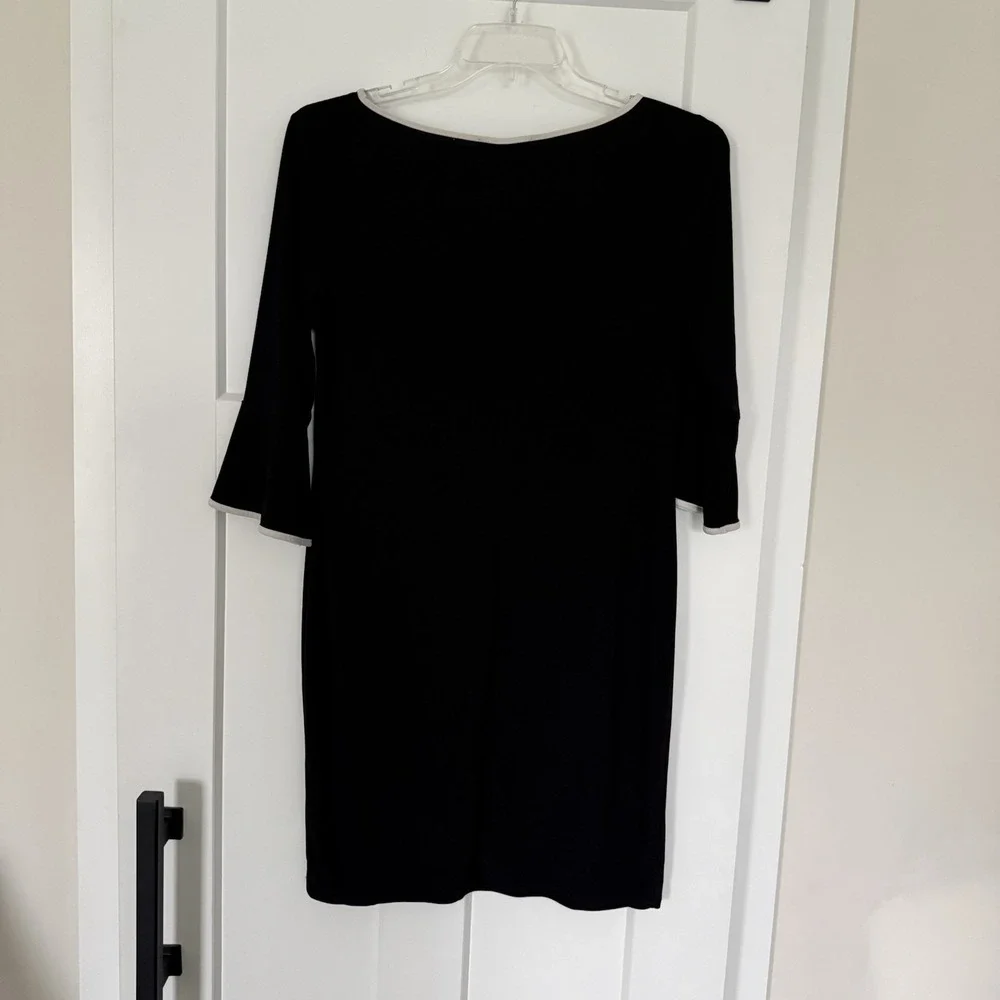 Black Dress Nik and‎ Nash Sheath Women's Large Round Neck Bell Sleeve Preppy